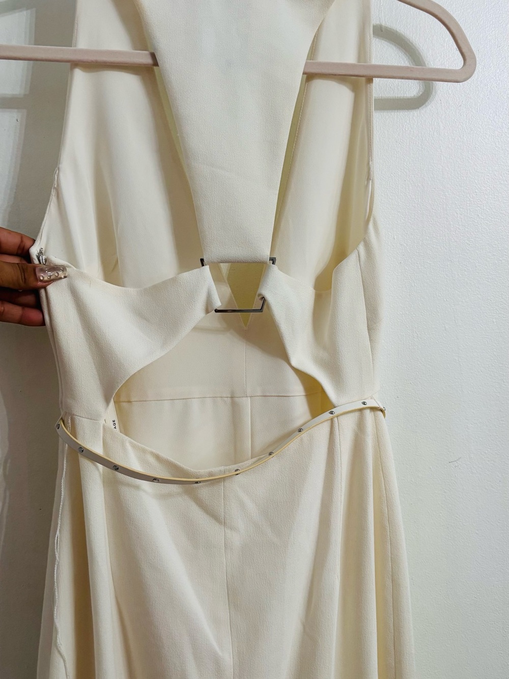 Halston Heritage Ivory Halter V-Neck Maxi Dress - Picture 7 of 10